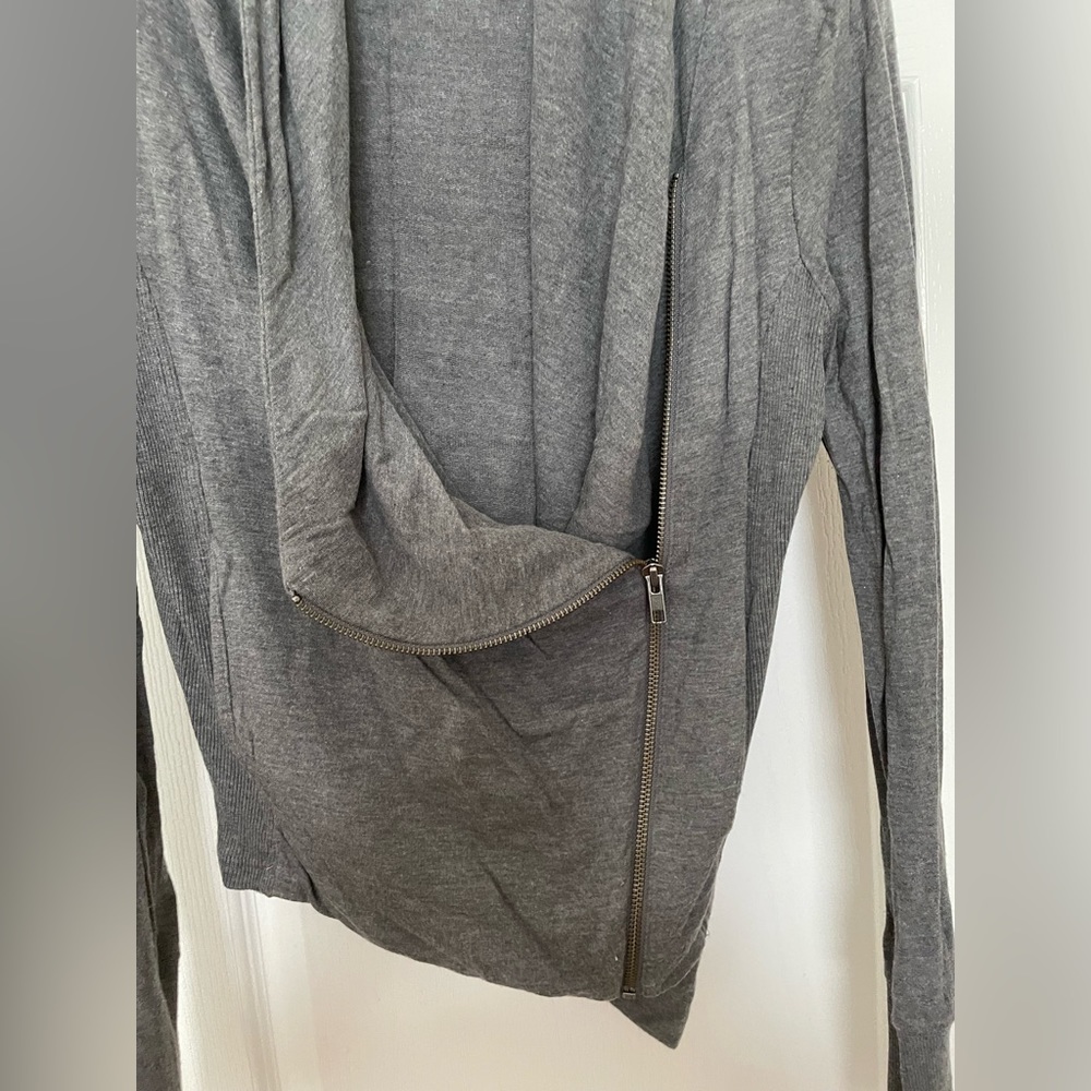 Caslon long sleeve soft knit moto jacket sweater size Medium- grey 🎉Host Pick🎉 - Picture 4 of 6